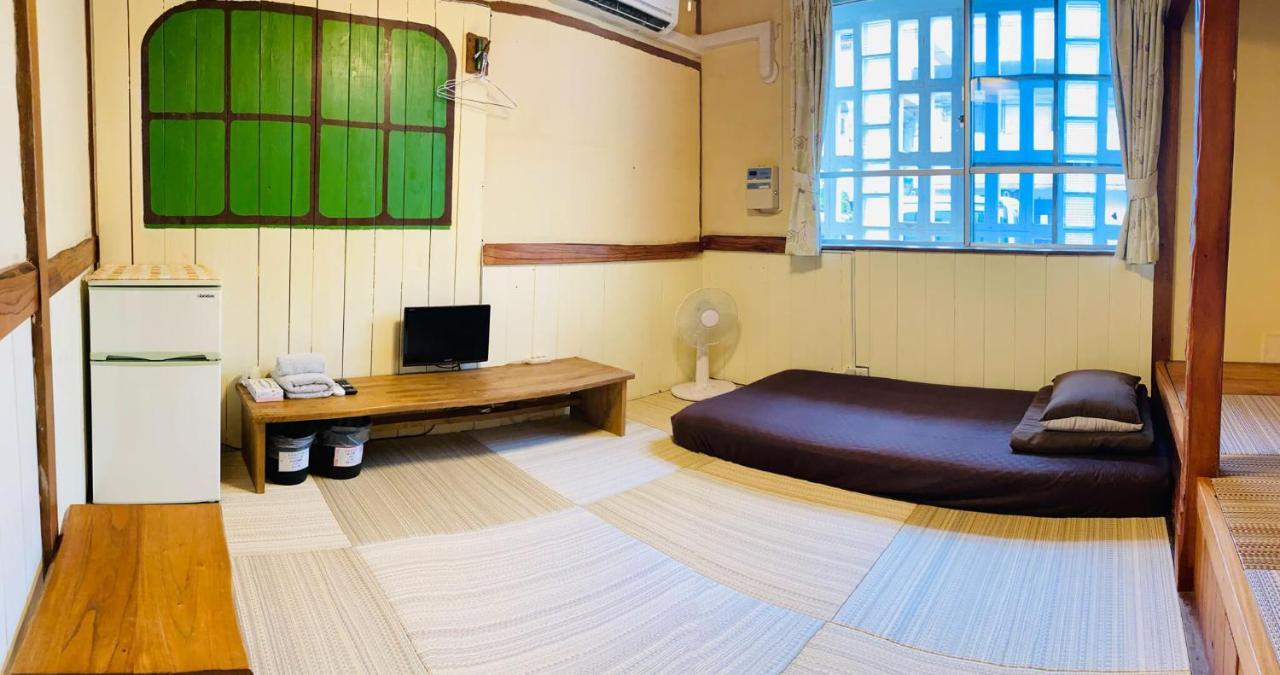 ペンションやいま日和 Hotel Ishigaki  Exterior photo